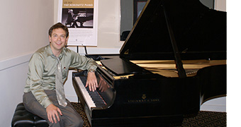Yevgeny Morozov, virtuoso pianist and piano instructor in Central New Jersey, presents his performance on Vladimir Horowitz's personal concert piano.